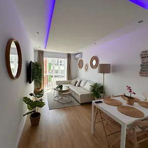 https://apartamento-san-jorge-premium-mlaga.1costadelsol.com