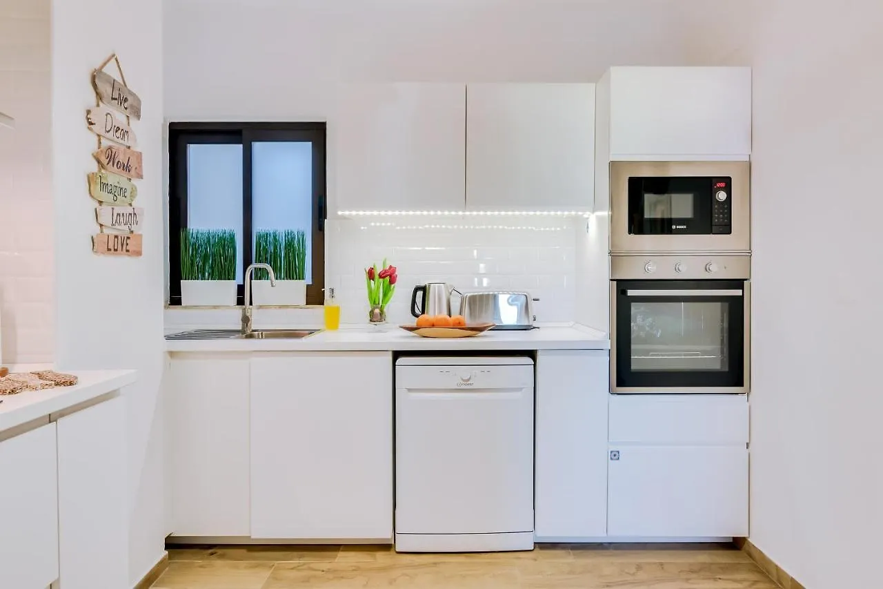 A Dos Reis Apartment Faro Homestay